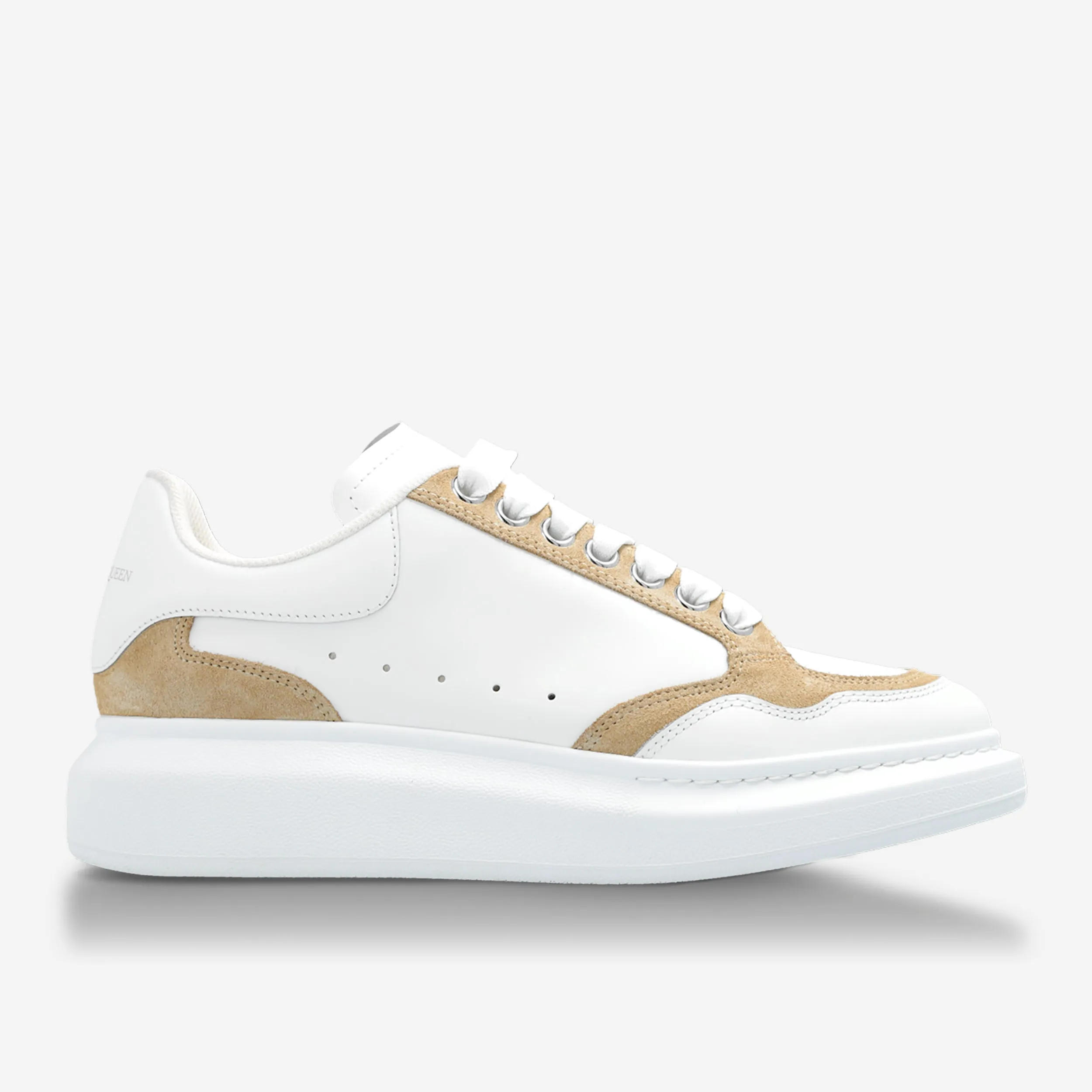 Alexander McQueen Larry Sneakers - Stylish White Leather Platform Trainers for Men and Women