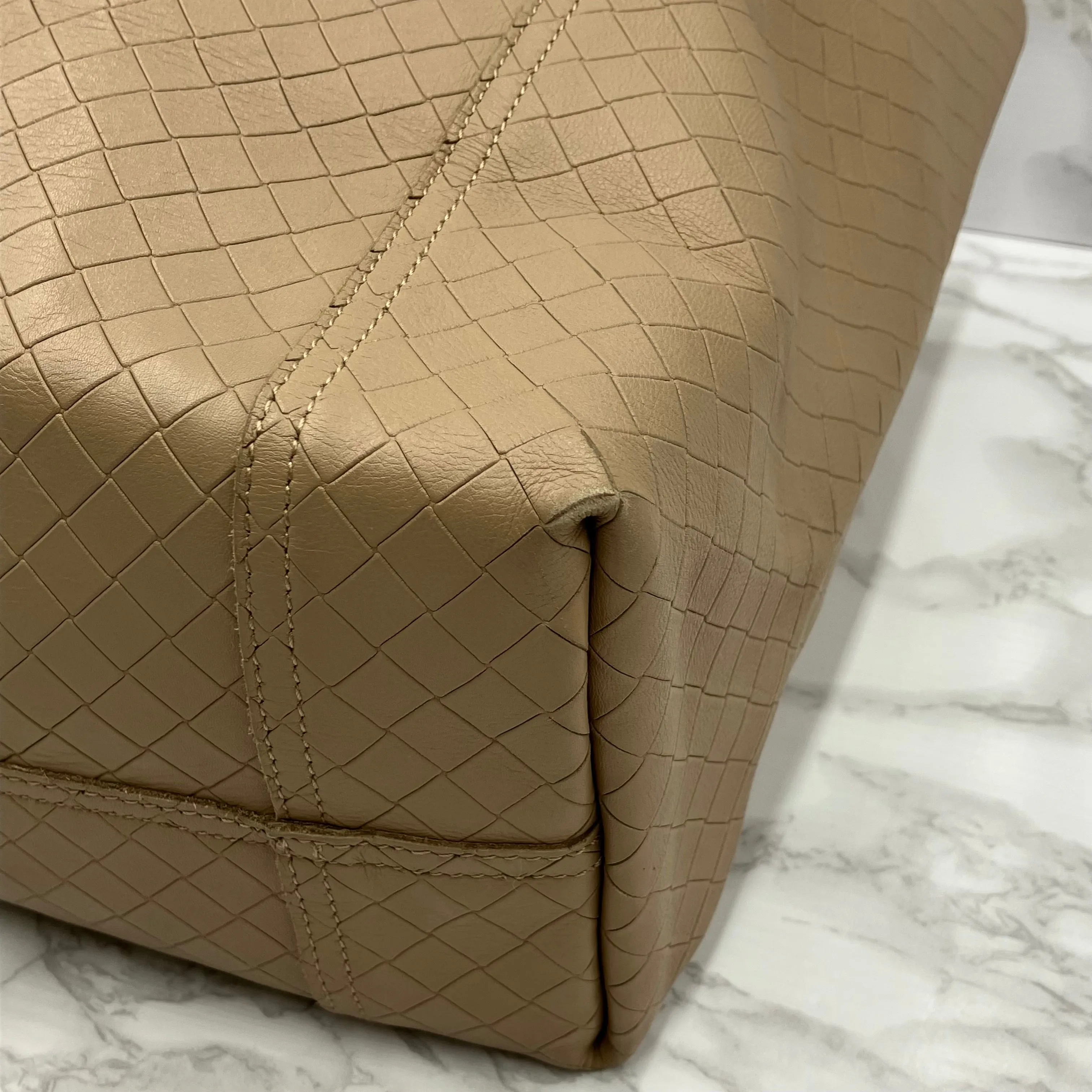 BOTTEGA VENETA Intre leather tote bag