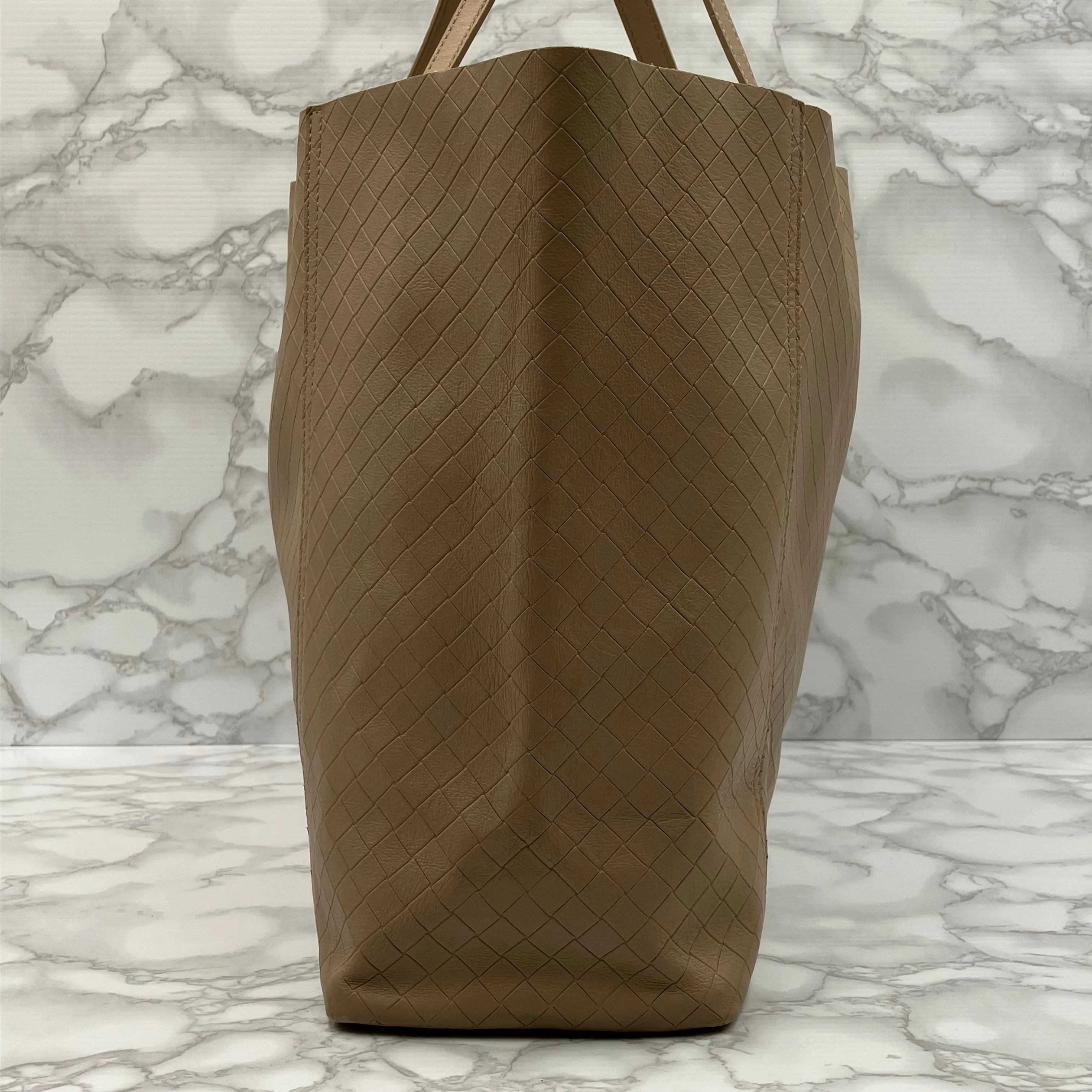 BOTTEGA VENETA Intre leather tote bag