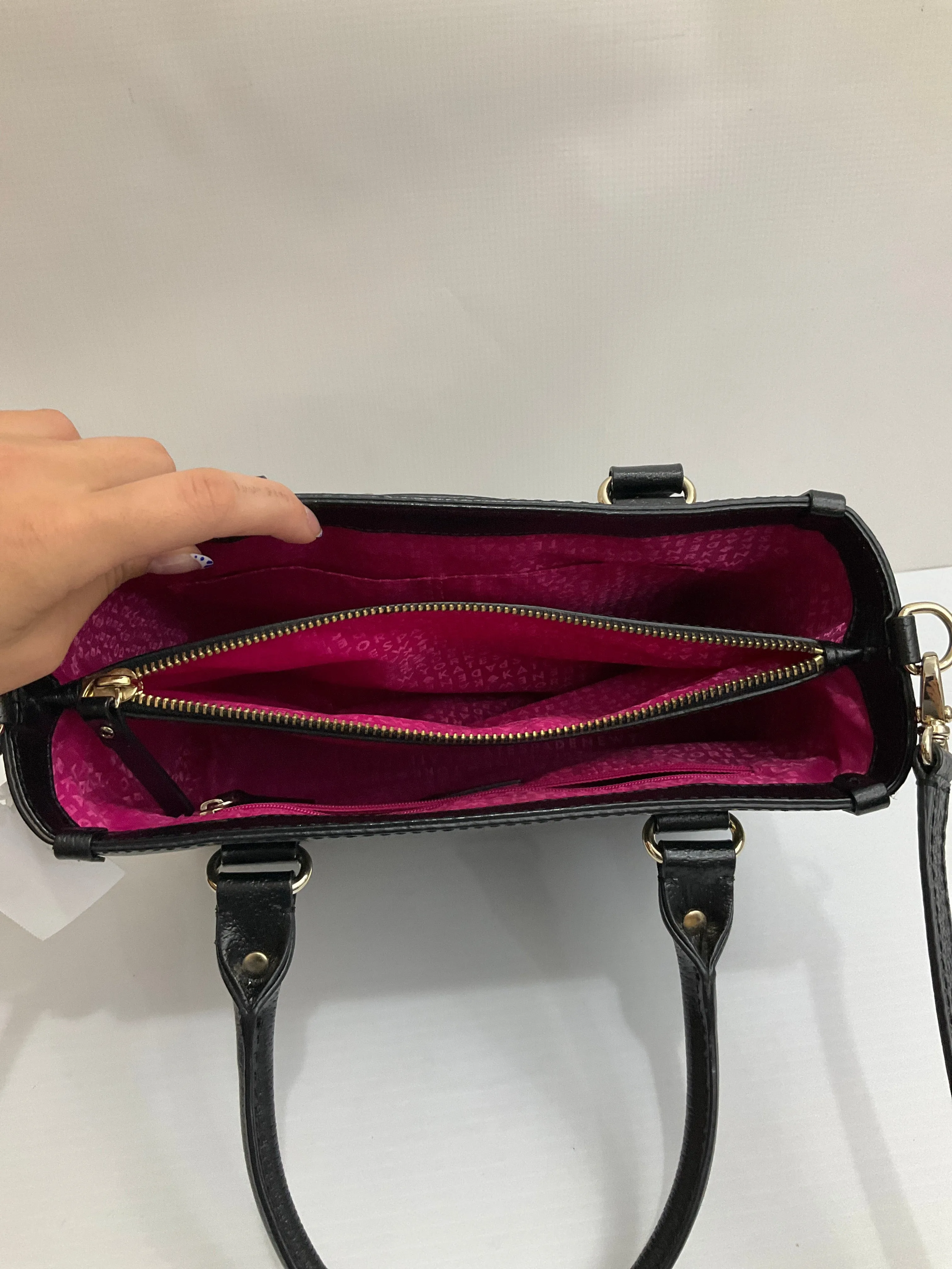 Crossbody Designer By Kate Spade, Size: Medium