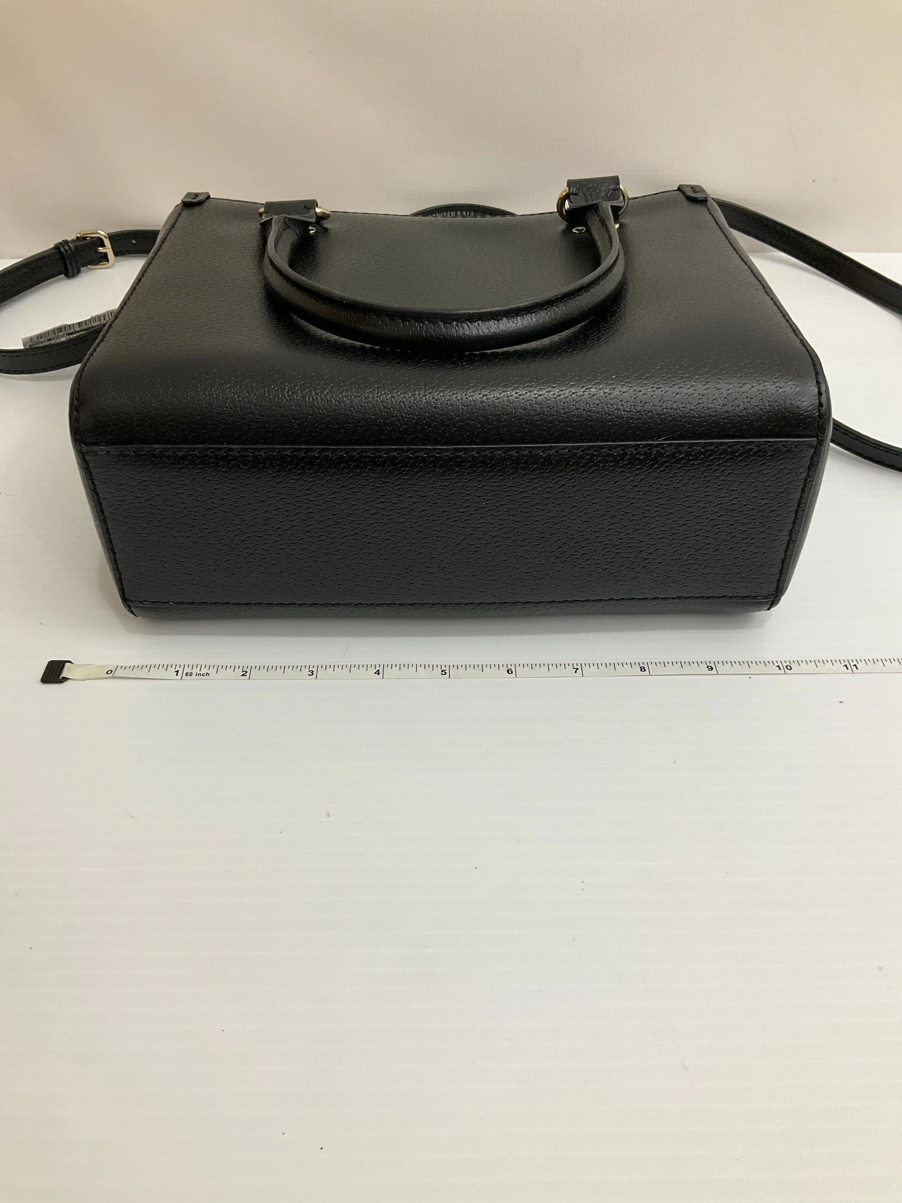 Crossbody Designer By Kate Spade, Size: Medium