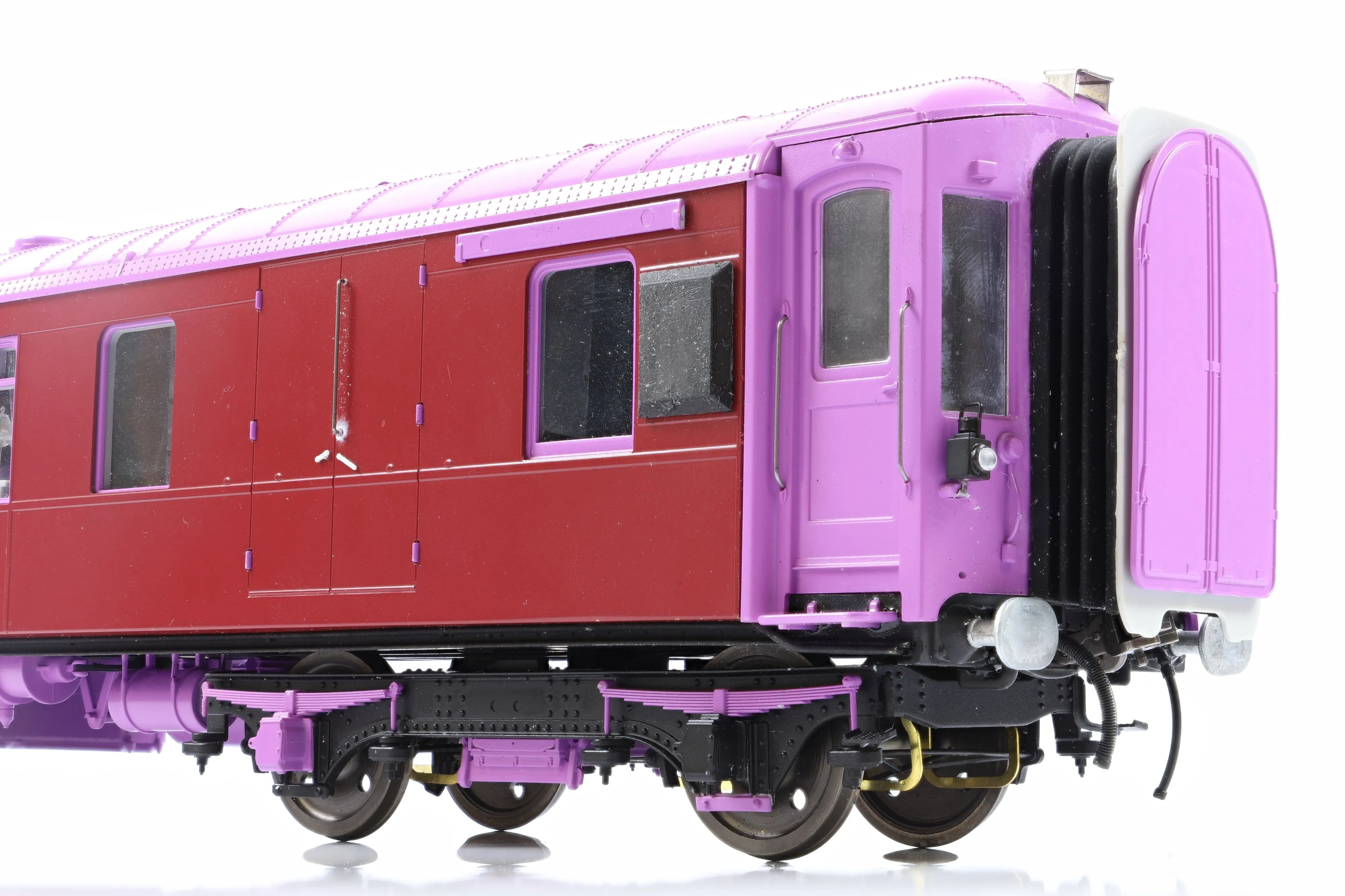 Darstaed D25-05A Finescale O Gauge All Steel Type K Pullman Brake 3rd Coach '77' (Pre-order)