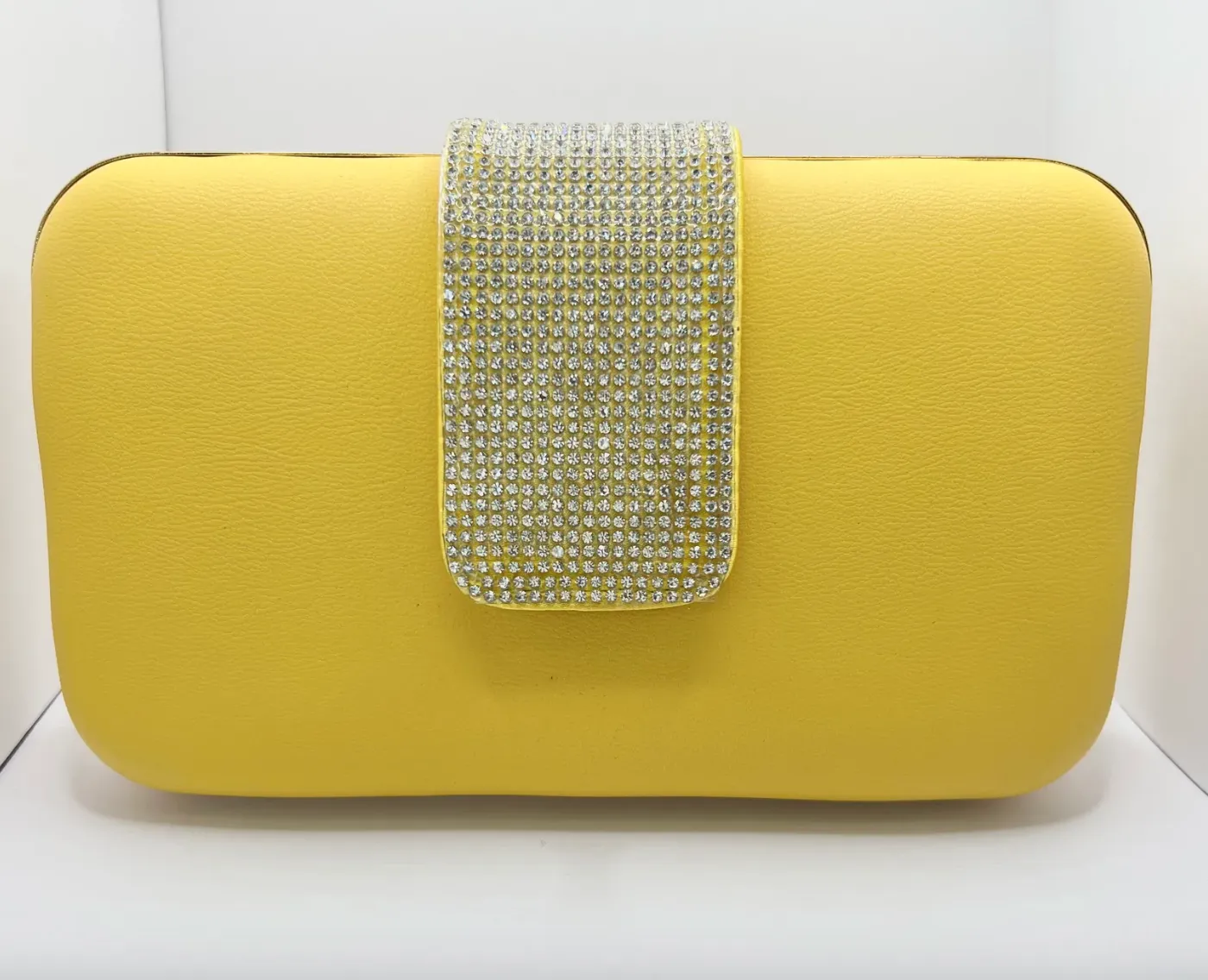 Karla Clutch - Yellow