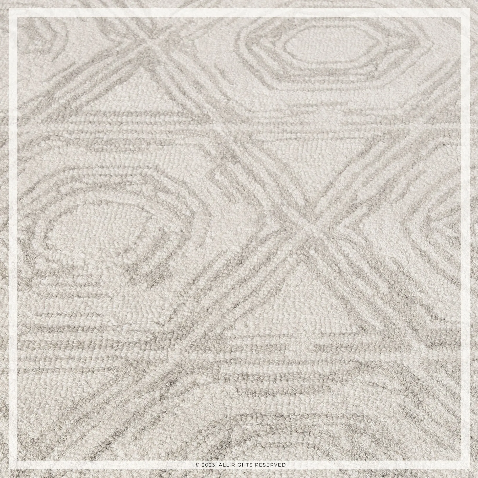 UER0111 Luxury Hand-Tufted Natural Medium-Pile Rug